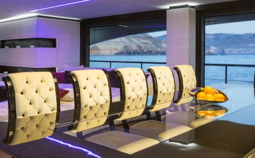 2026年11月28日搬家建议：不宜搬家，适宜祭祀与清扫活动