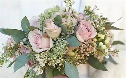 2027年04月12日出行指南：适宜的祭祀与忌讳活动解析