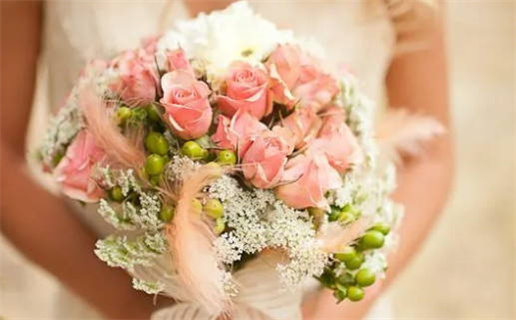 给孩子取名字的网站(给孩子取名字的网站有哪些)