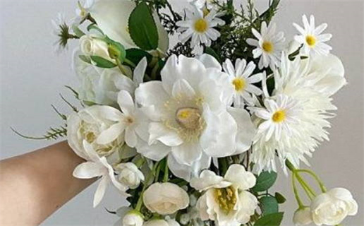 今日万年历2027年03月12日办证的好日子,领证吉日