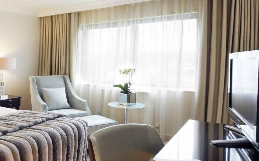 今日农历二〇二六年二月十三黄历搬新家不适合吗,乔迁吉日