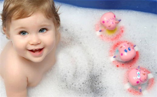 八字五行与胡姓：2026年04月01日出生男宝宝的理想名字分析